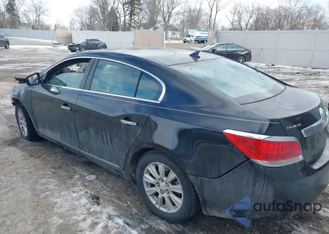 2010 Buick Lacrosse Cx z USA, uszkodzony, nr VIN 1G4GB5EG5AF132659